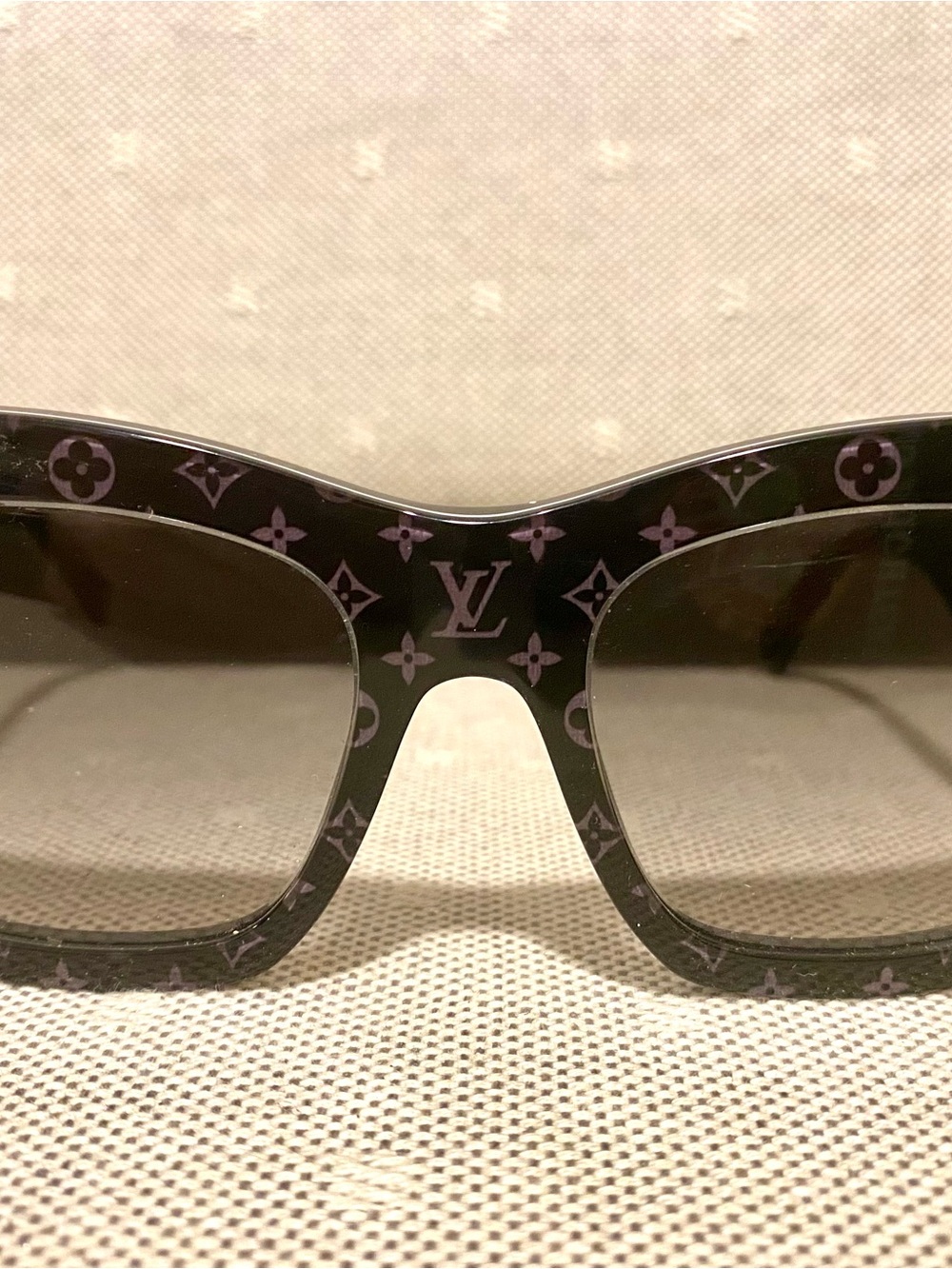Louis Vuitton Z1616W Black & Gold Monogram Blade Sunglasses - RV $750